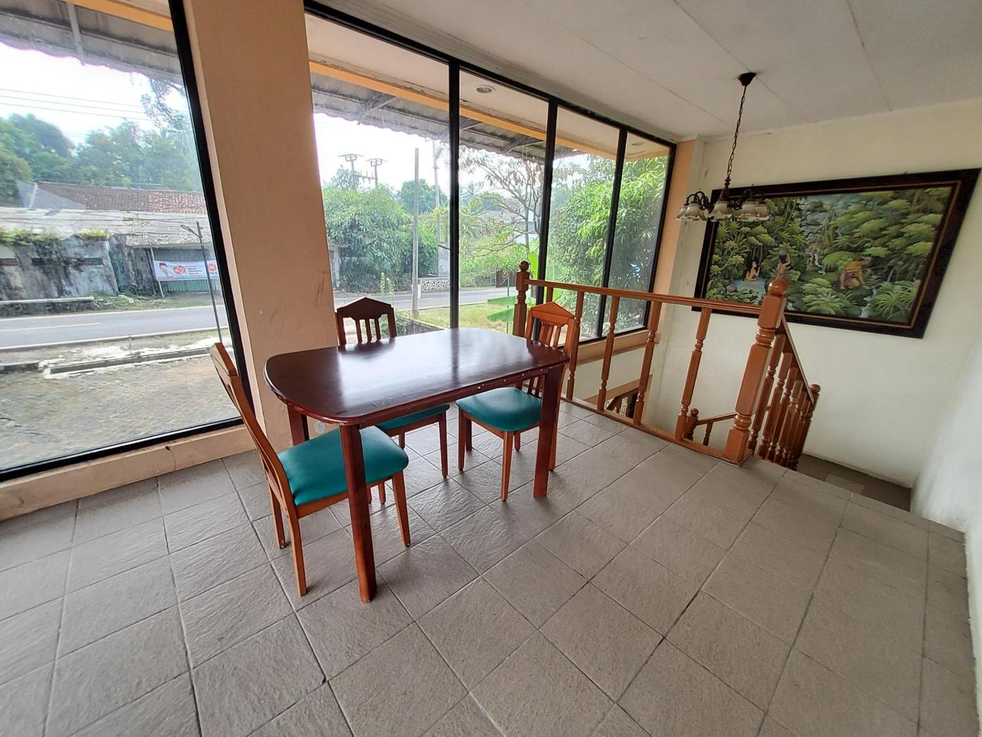 Hotel Kumala Samudra Cikakak المظهر الخارجي الصورة