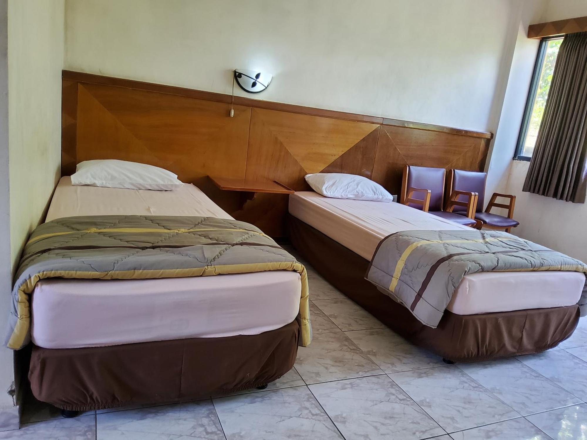 Hotel Kumala Samudra Cikakak المظهر الخارجي الصورة