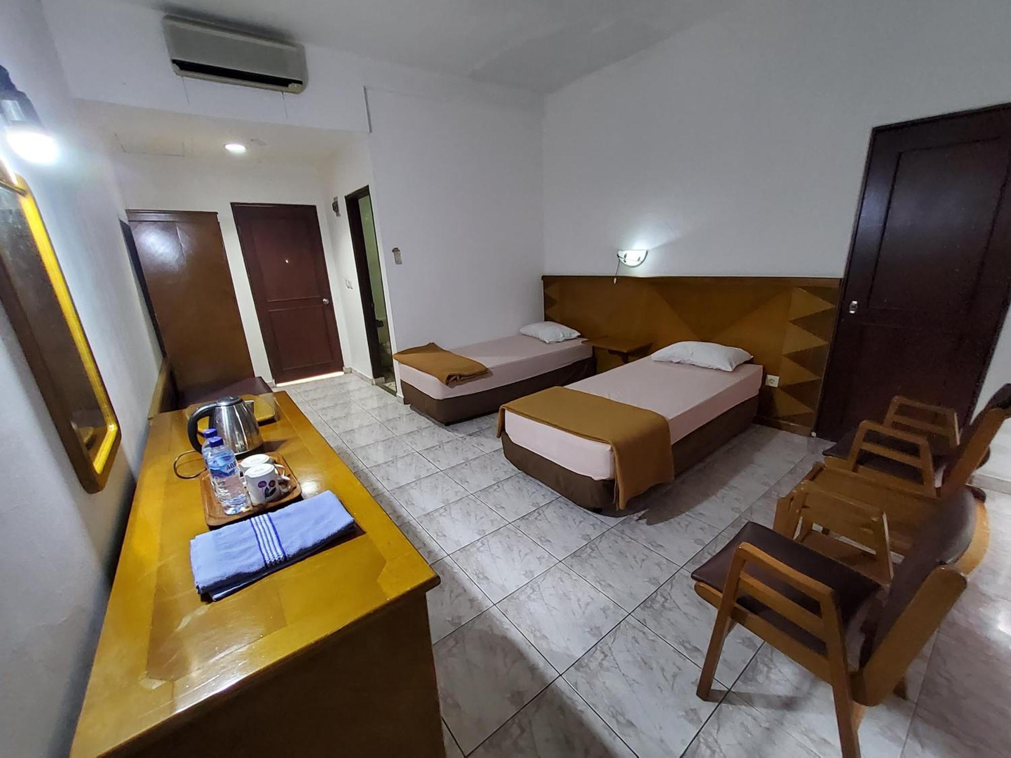 Hotel Kumala Samudra Cikakak المظهر الخارجي الصورة